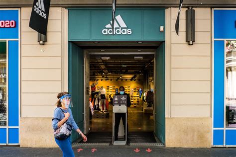 Adidas händler in der nähe